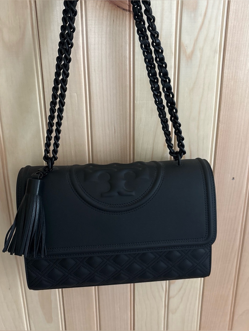 Tory Burch Quilted Shoulder Bag in Black with Gunmetal Chain
